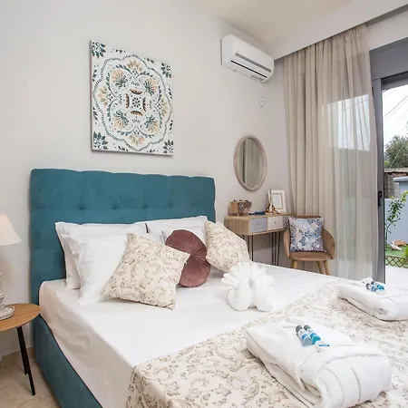 2-bedroom With Private Pool In Kalithies Φαληράκι