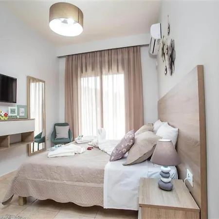 2-bedroom With Private Pool In Kalithies ファリラキ