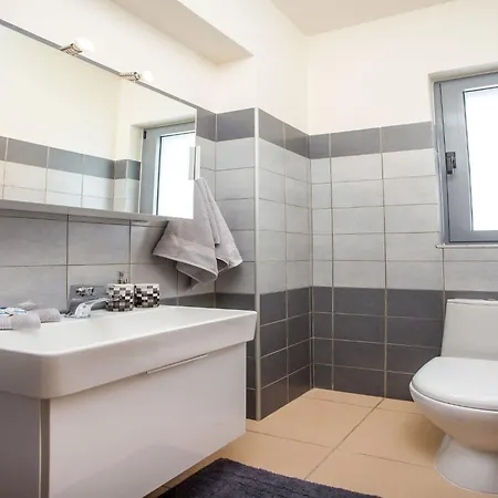 Villa 2-bedroom With Private Pool In Kalithies *